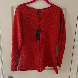 NWT Babette rainbow pleat top size xs